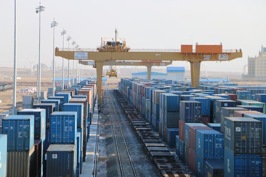 滿洲里口岸中歐班列突破3000列 日用品貿易的強勁引擎與區域經濟新動力